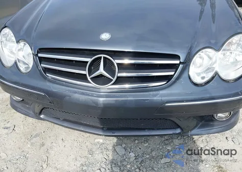 2008 Mercedes-Benz Clk 550 z USA, uszkodzony, nr VIN WDBTJ72H68F253384